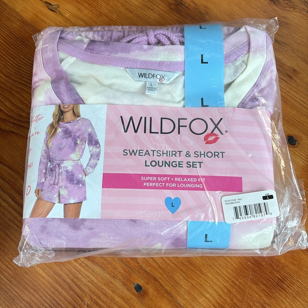 NWT WildFox 2 Piece Lounge set purple tie dye stars Retail $160 comfy shorts top - Picture 6 of 6